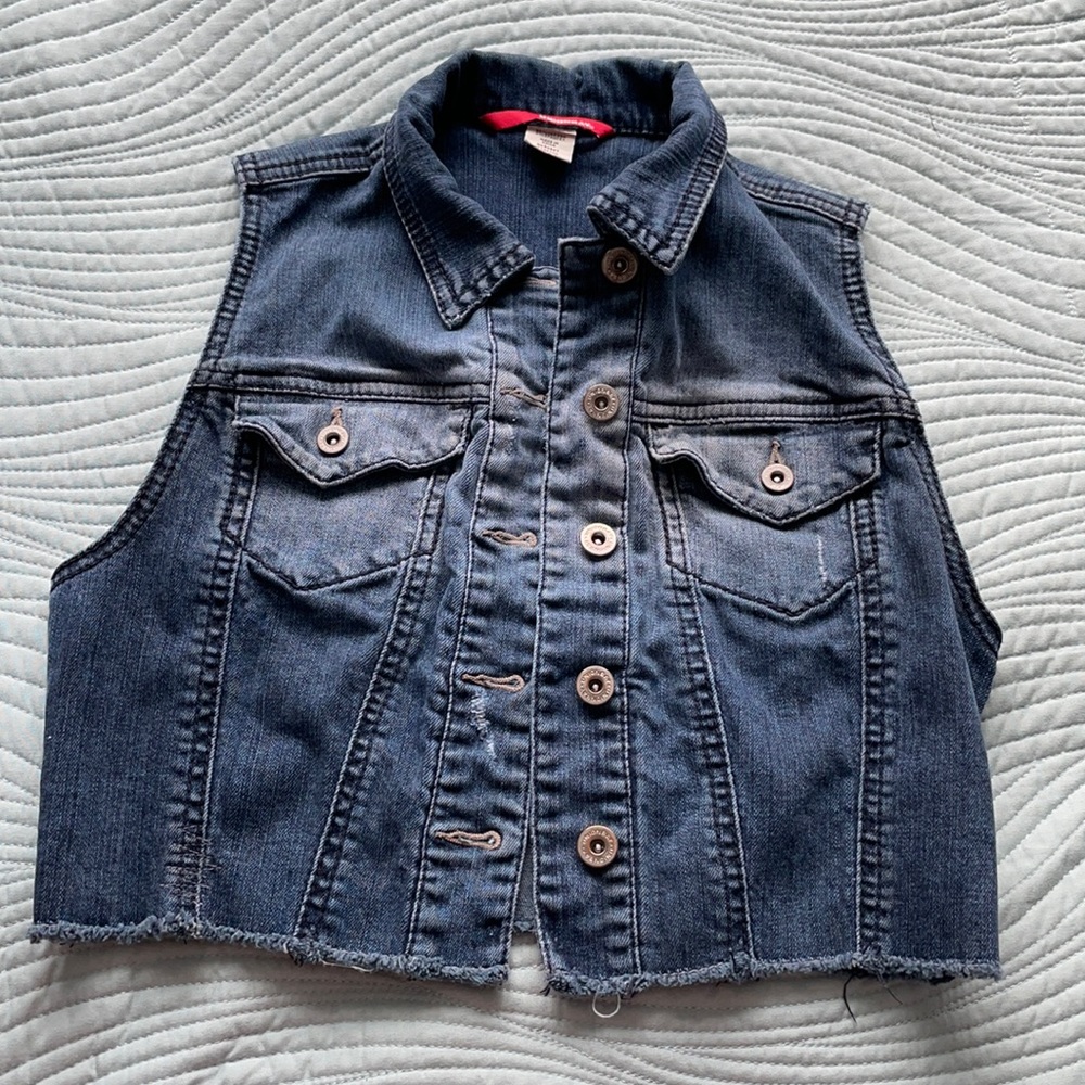 Cropped Jean Vest
